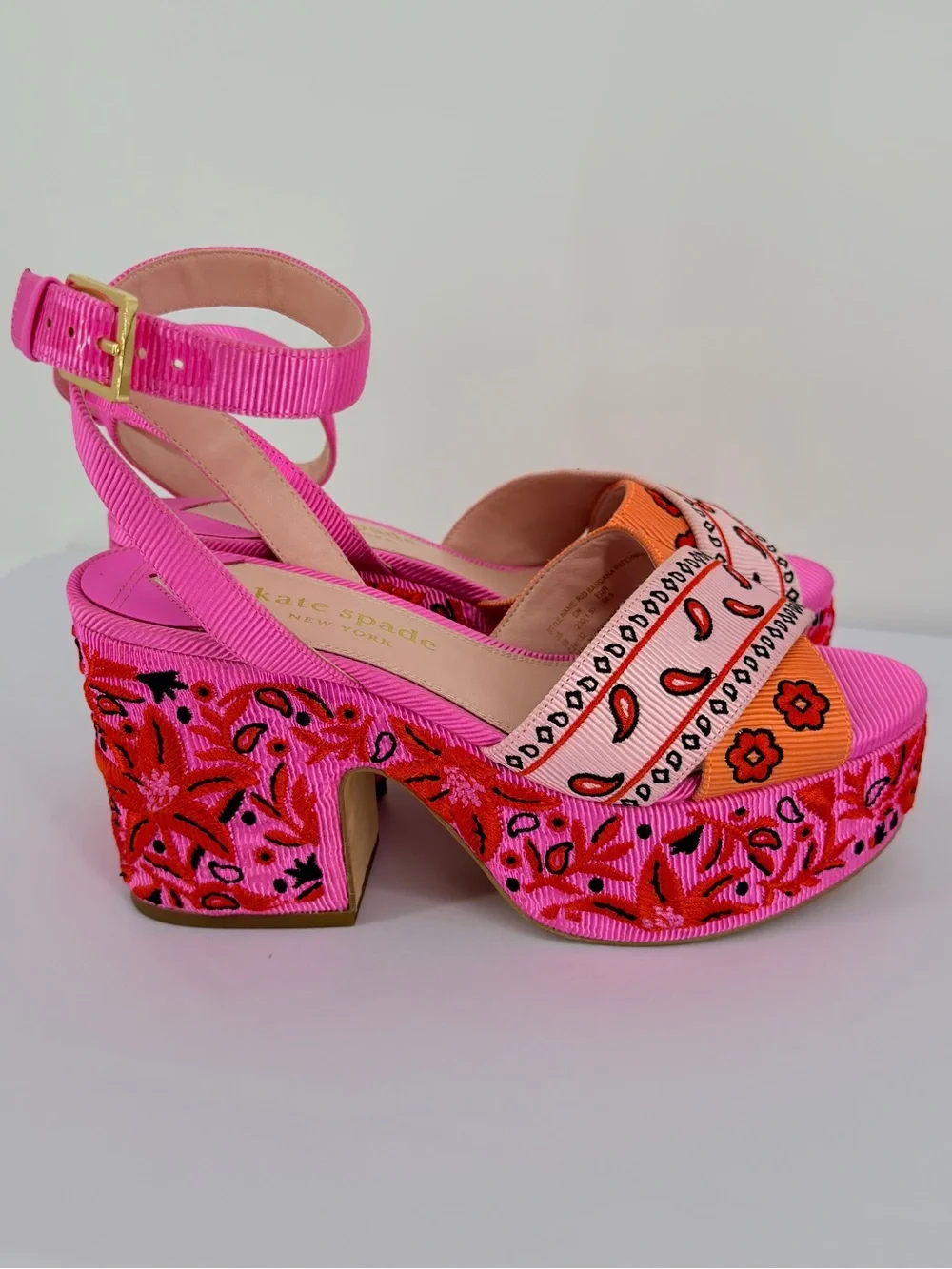 Kate Spade New York Pink Embroidered Platform Sandals Heels Size 6B